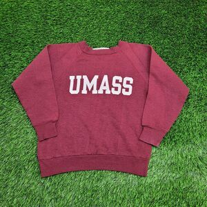 Vintage 80s UMASS Sweatshirt Womens Small 17x22 Burgundy